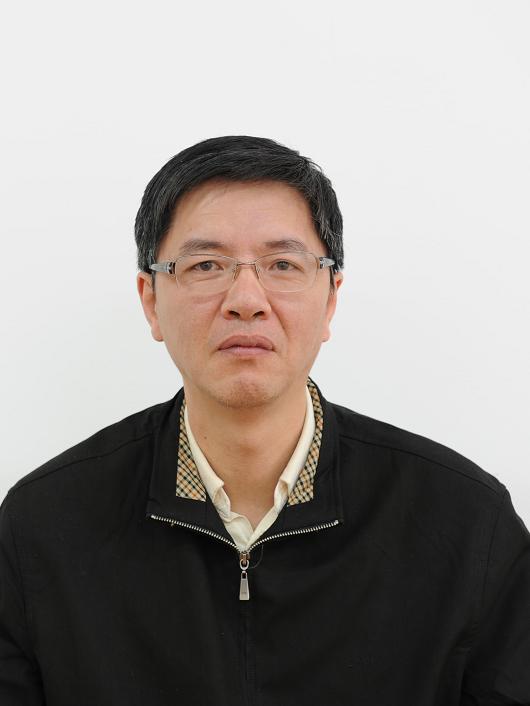 实验室 化学楼111 电 话 0591-6317-3084 负责人 黄子祥 高级工程